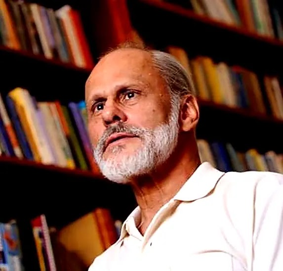 Dr. Carlos Eduardo Tosta da Silva