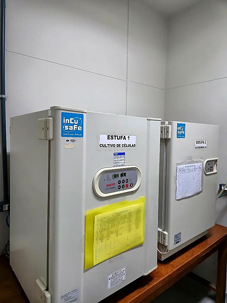 CO2 incubators