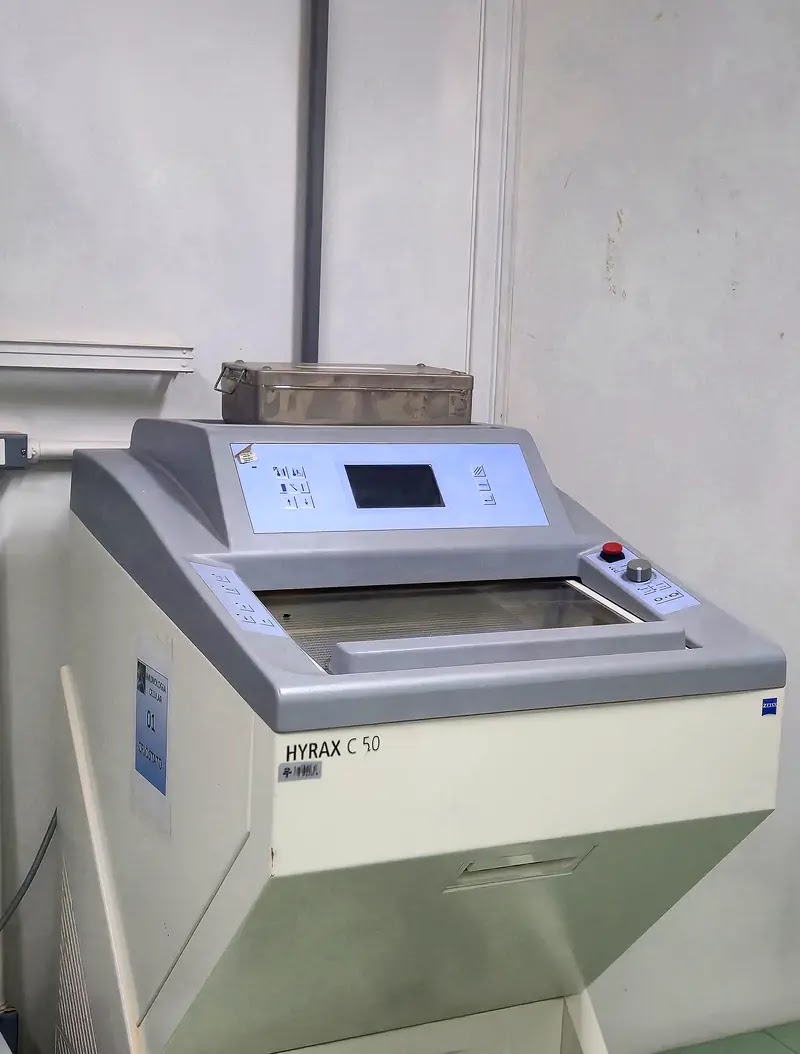 Microtome