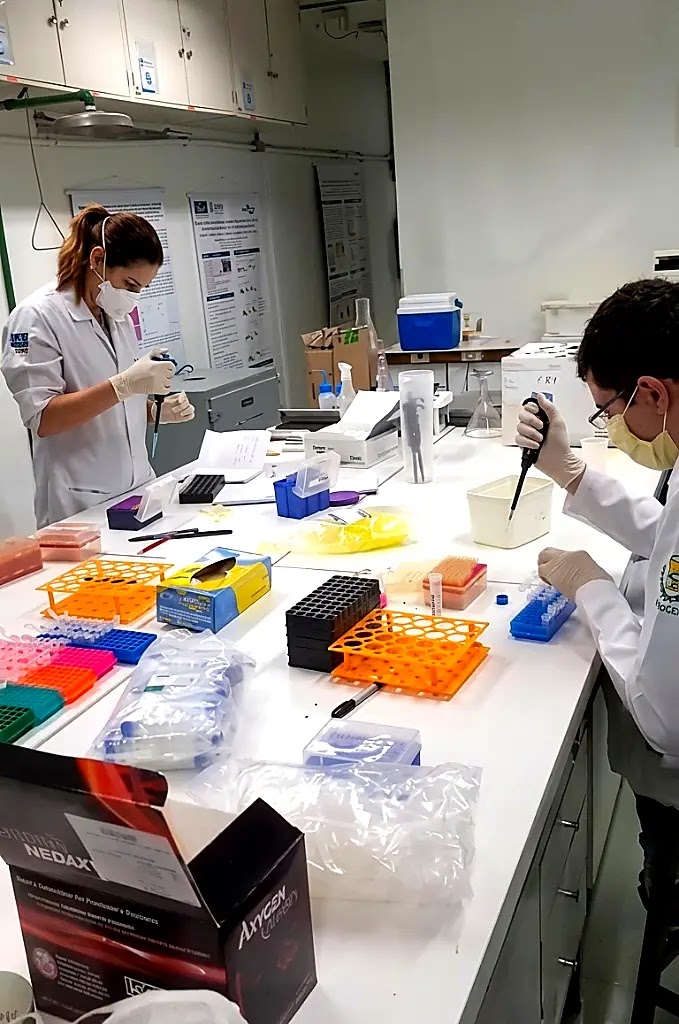 Sample processing laboratory